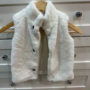 Hanna Andersson White Fuzzy Vest